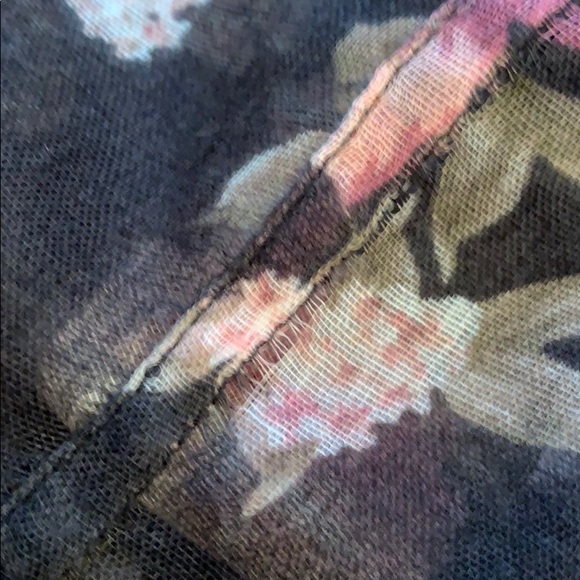 Garage Floral Infinity Scarf - Picture 4 of 6